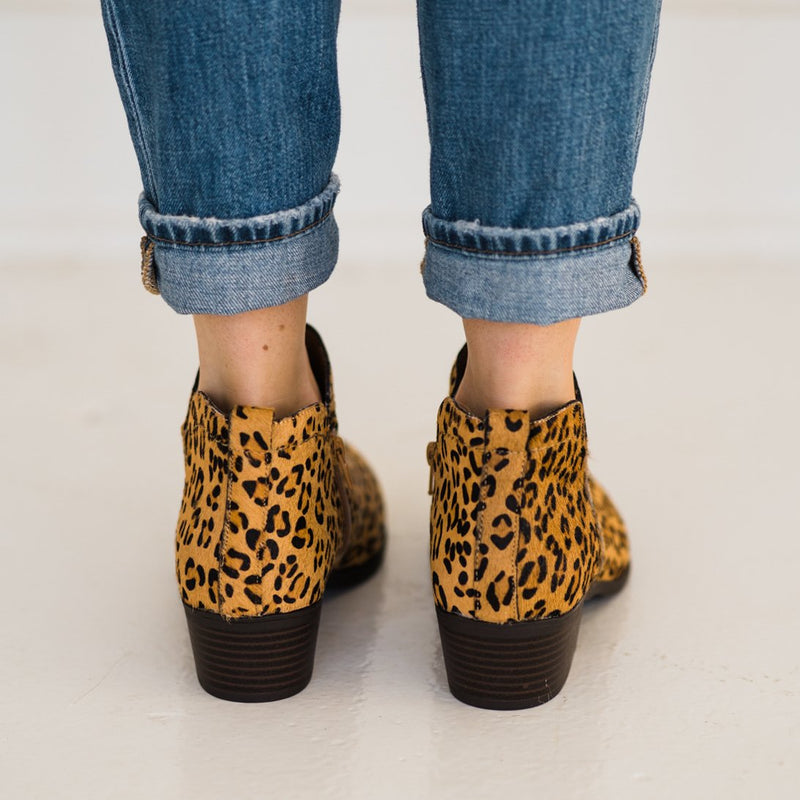 MIA Jaymi Bootie in Leopard
